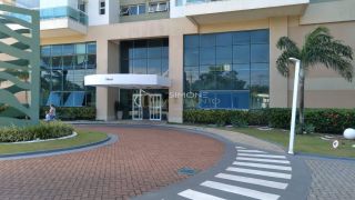 Apartamento, 4/4 com 2 suites, 3 garagens, infra completíssima e vista mar - Piatã