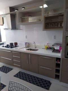 Apartamento 3/4, 3 suites, 3 garagens e Infraestrutura completa - Piatã