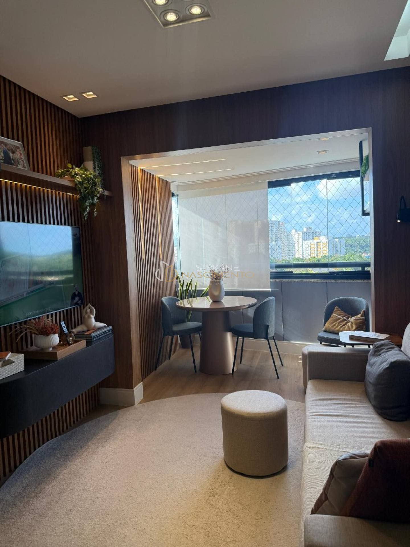 Apartamento a Venda com 3 quartos 1 suítes no bairro Imbuí em Salvador