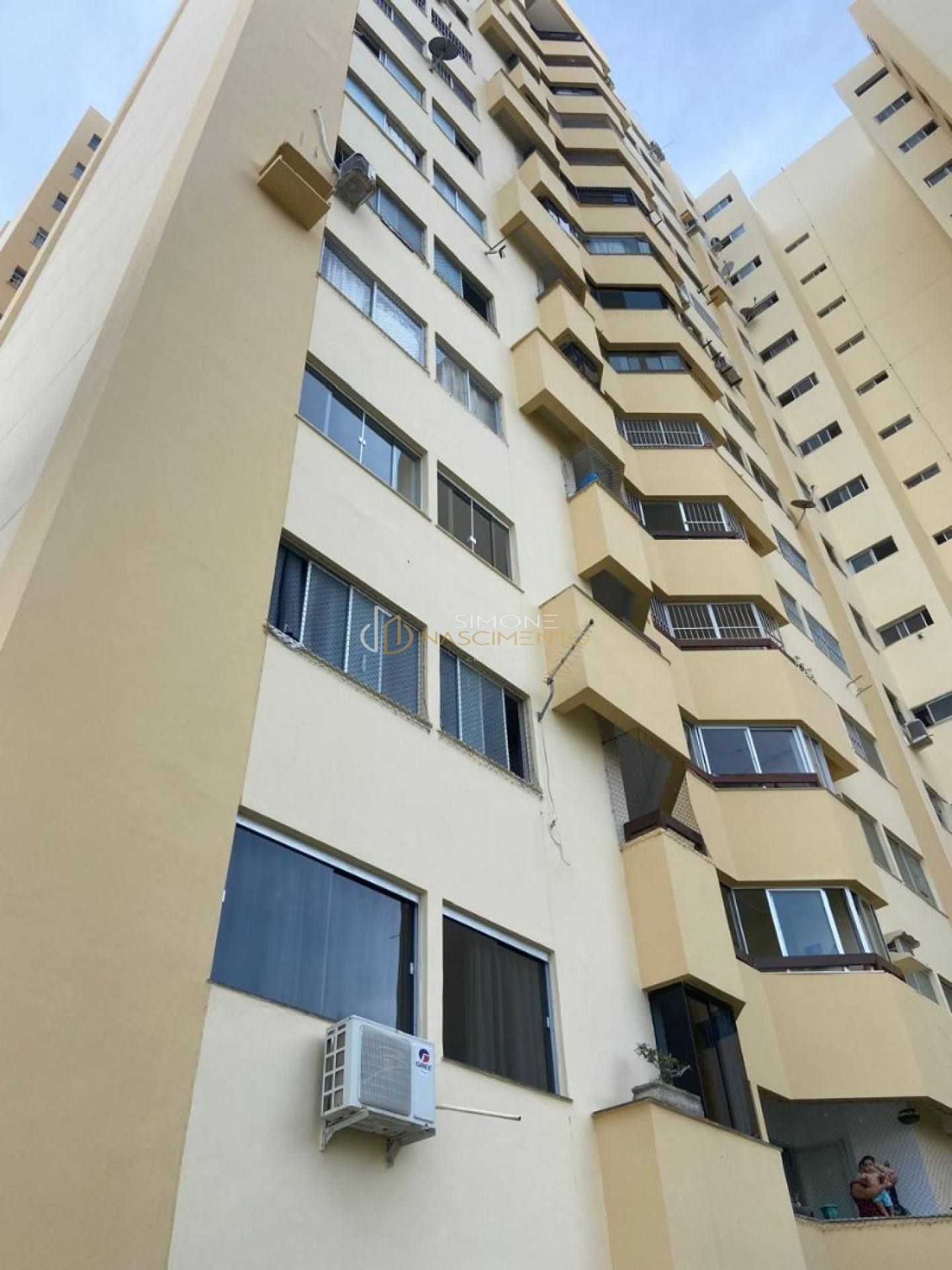 Apartamento 2/4 + dependência, 01 garagem descoberta: Imbui