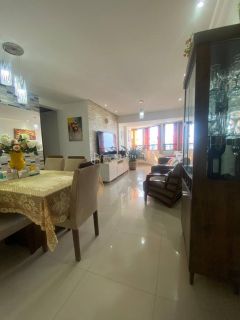 Apartamento 2/4 + dependência, 01 garagem descoberta: Imbui