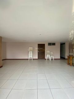 Apartamento 2/4 + dependência, 01 garagem descoberta: Imbui