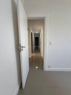 Apartamento Para Vender com 2 /4 e  1 suítes  Caminho das árvores