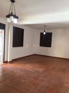 Casa Para Vender com 3 quartos 1 suítes no bairro Itapuã em Salvador