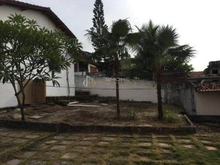 Casa Para Vender com 3 quartos 1 suítes no bairro Itapuã em Salvador