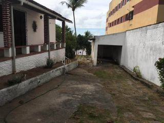 Casa Para Vender com 3 quartos 1 suítes no bairro Itapuã em Salvador