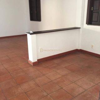 Casa Para Vender com 3 quartos 1 suítes no bairro Itapuã em Salvador