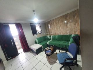 Casa Para Vender com 3 quartos no bairro Vila Canária em Salvador