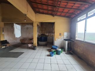 Casa Para Vender com 3 quartos no bairro Vila Canária em Salvador