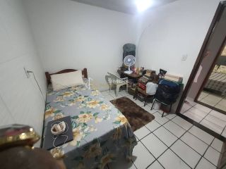 Casa Para Vender com 3 quartos no bairro Vila Canária em Salvador
