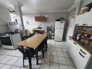 Casa Para Vender com 3 quartos no bairro Vila Canária em Salvador