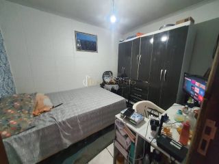 Casa Para Vender com 3 quartos no bairro Vila Canária em Salvador