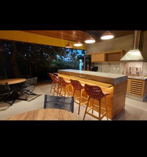 Village  2/4 e 1 suíte Imbassaí