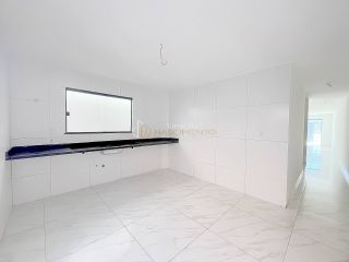 Excelente Casa à Venda em Ipitanga