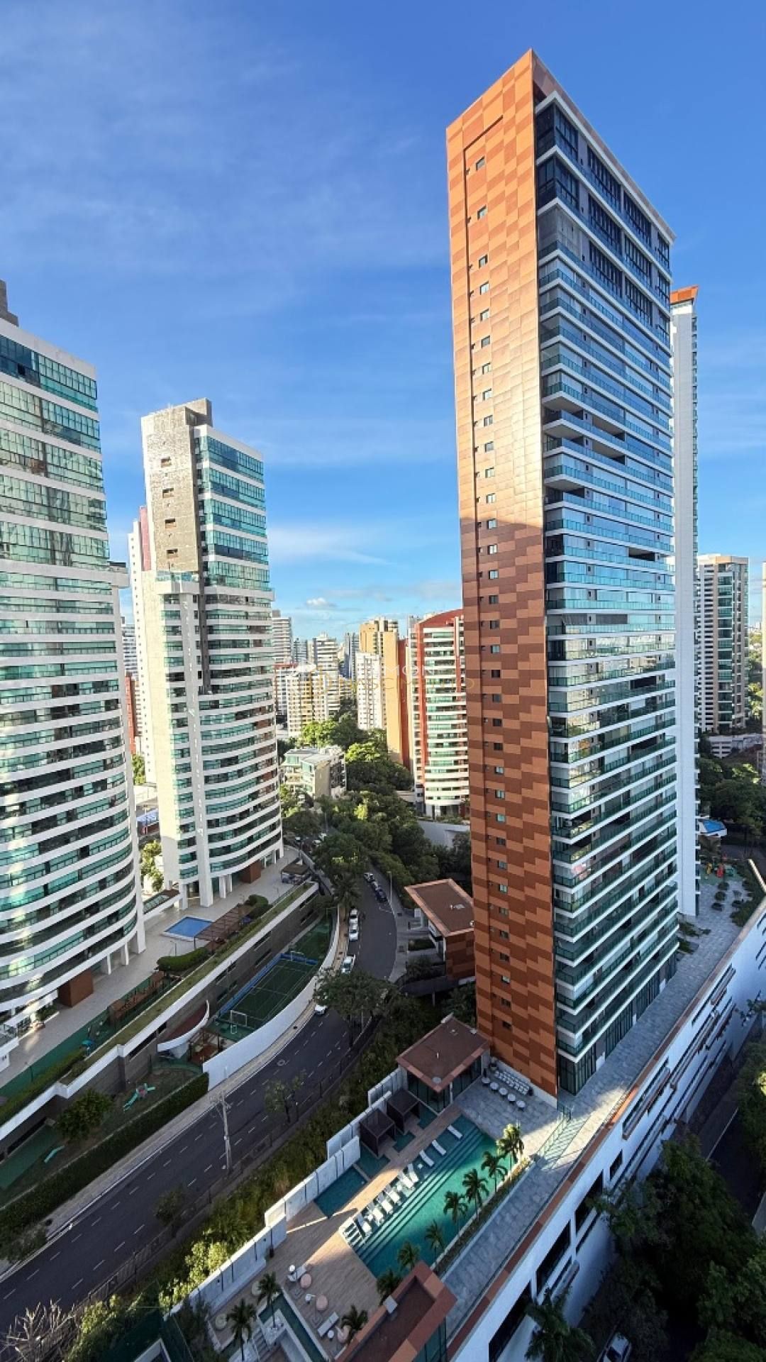 Apartamento 3 suítes Horto Florestal