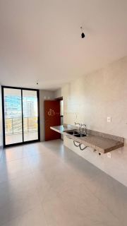 Apartamento 3 suítes Horto Florestal