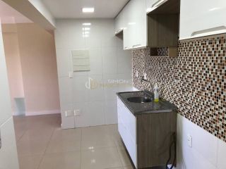 Apartamento 2 /4 e 1 suíte Itapuã