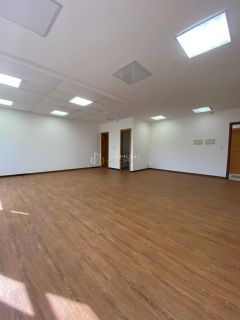 Sala Comercial - R$ 6.200,00 com taxas: Iguatemi Business (Caminho das Árvores)