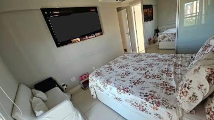 Patamares 3 suítes com 5 banheiros e 3 vagas com depósito