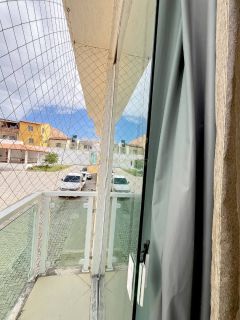 Casa Sobrado à Venda em Lauro de Freitas – Condomínio Fechado