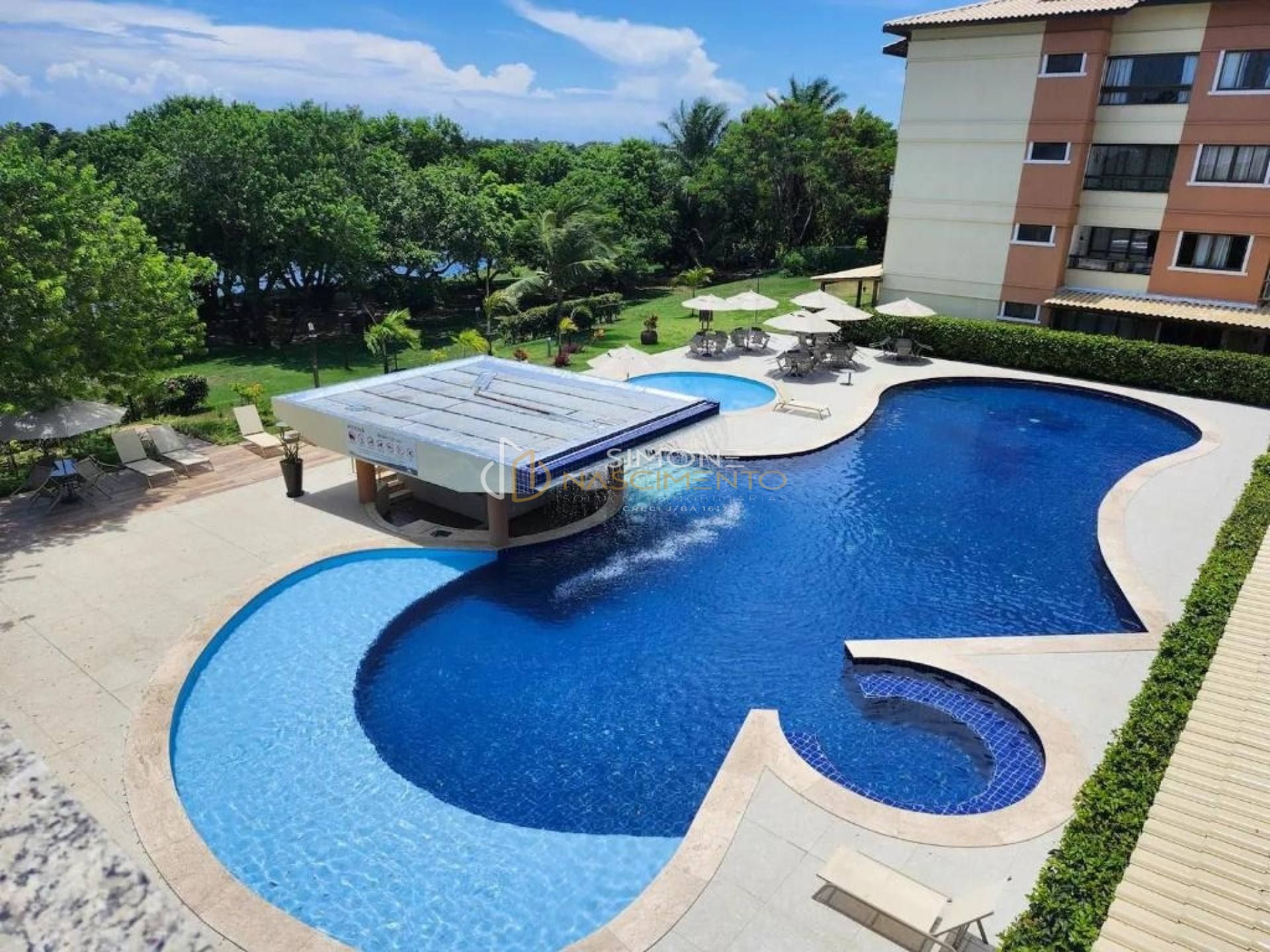 Apartamento 2/4 e  1 suíte Guarajuba