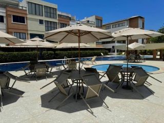 Apartamento 2/4 e  1 suíte Guarajuba