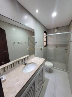 Casa de Condomínio 3 suítes  Vilas do Atlântico