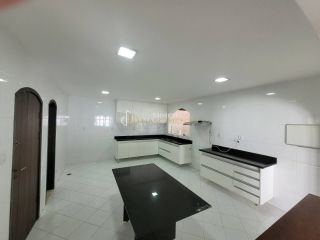 Casa de Condomínio 3 suítes  Vilas do Atlântico