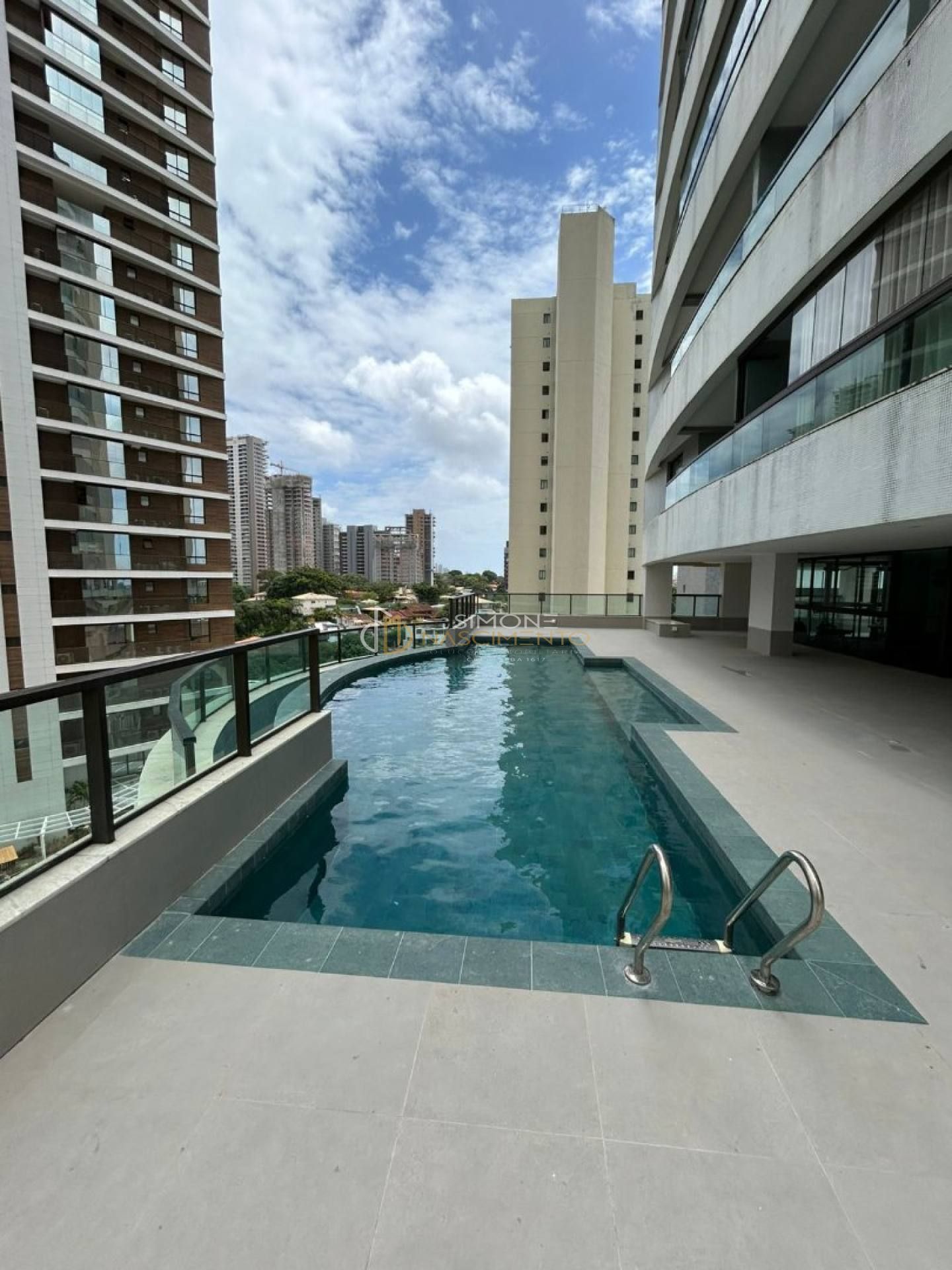 Apartamento  2 suítes  Horto Florestal