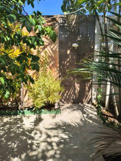 Casa Solta  3/4 e 1 suíte  Ipitanga  cod 20060