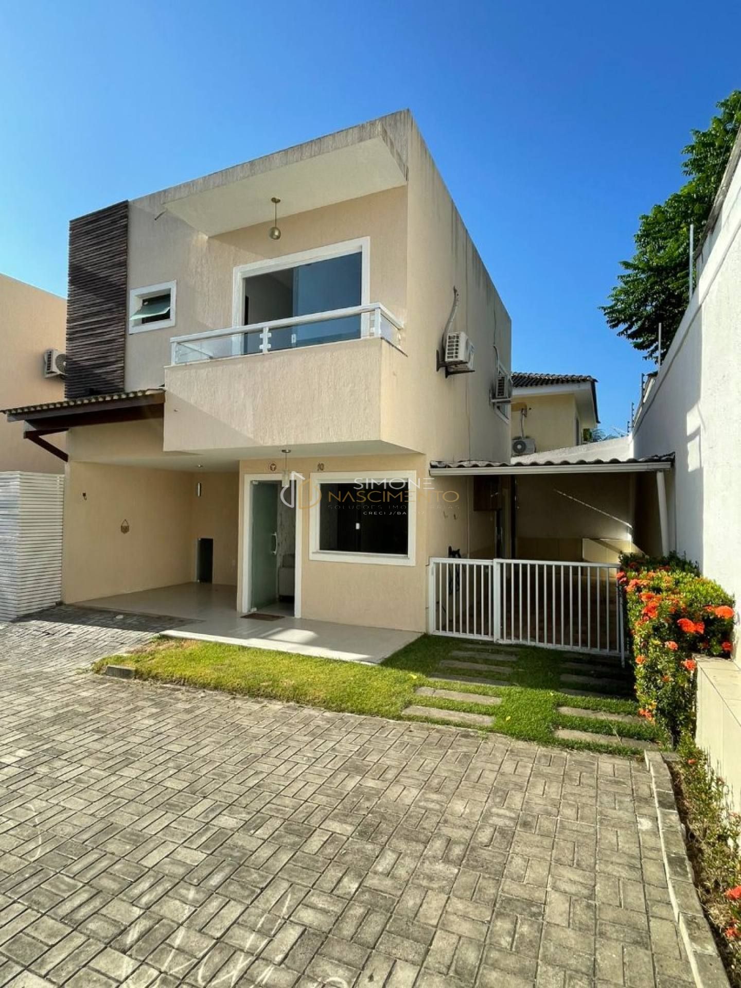 Casa em Condomínio 3/4 e 1 suíte Buraquinho - cod 20061