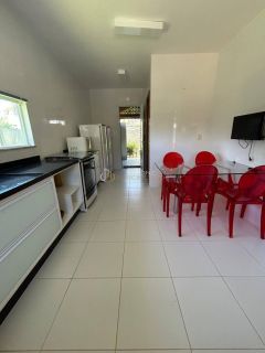 Linda Casa em Condomínio 4/4 e 2 suítes Piscina Privativa Barra do Jacuípe