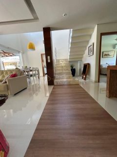 Linda Casa em Condomínio 4/4 e 2 suítes Piscina Privativa Barra do Jacuípe