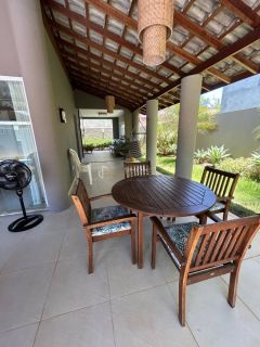 Linda Casa em Condomínio 4/4 e 2 suítes Piscina Privativa Barra do Jacuípe