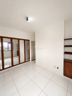 Apartamento 04 quartos 01 suíte e dependências completas no Imbuí
