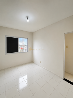 Apartamento 04 quartos 01 suíte e dependências completas no Imbuí