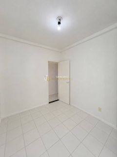 Apartamento 04 quartos 01 suíte e dependências completas no Imbuí