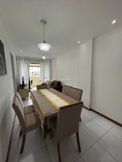 Aluguel: Apartamento 2/4 varanda, 01 garagem - Imbui