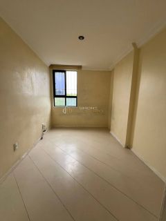 Apartamento Para Vender com 3 quartos 1 suítes no bairro Imbuí em Salvador