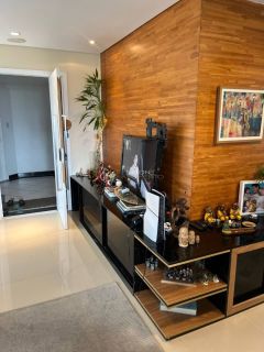 Apartamento  4 /4 e 3 suítes Patamares