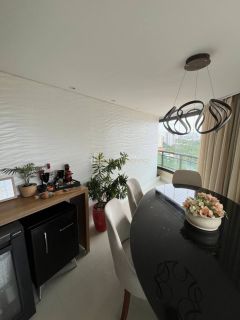 Apartamento  4 /4 e 3 suítes Patamares