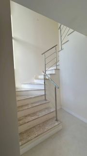 Casa de Condomínio 3 suítes no bairro Buraquinho em Lauro De Freitas