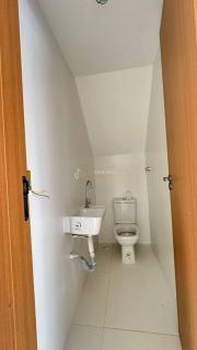 Casa de Condomínio 3 suítes no bairro Buraquinho em Lauro De Freitas