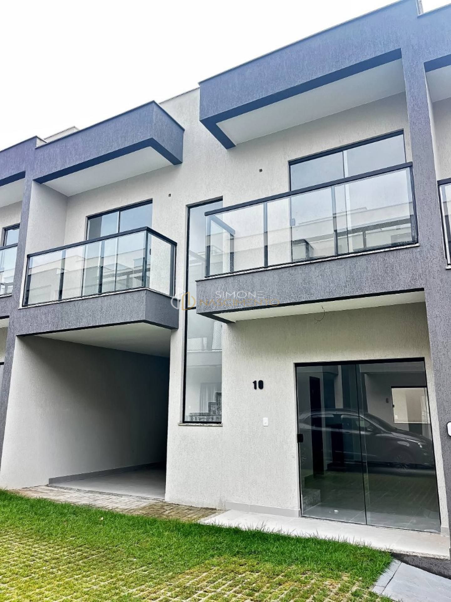 Casa Duplex 3 Suítes em Condomínio Fechado – Próximo à UNIME e Parque Shopping