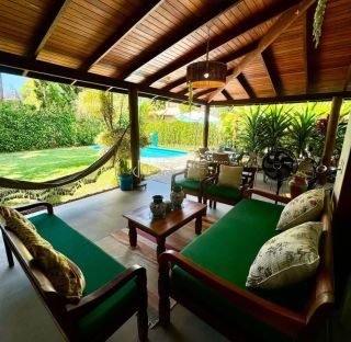 Casa de Condomínio  4 suítes  Praia do Forte em Mata De São João