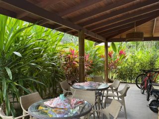 Casa de Condomínio  4 suítes  Praia do Forte em Mata De São João