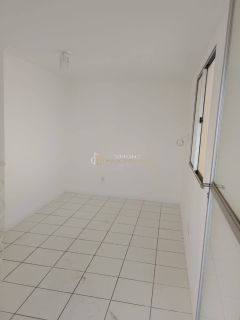 Cobertura Para Alugar com 3 quartos 1 suítes no bairro Jardim das Margaridas em Salvador