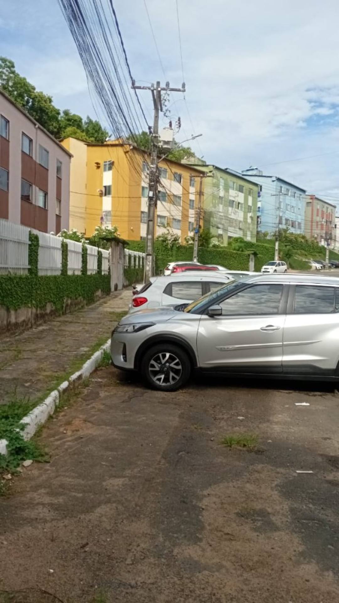 Vale dos Lagos 2/4 Térreo com 2 Vagas Privativas na Rua F