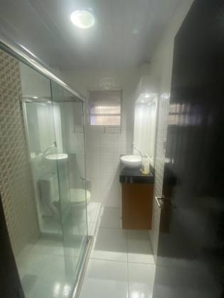 Vale dos Lagos 2/4 Reformado com Armários no 3ª Andar