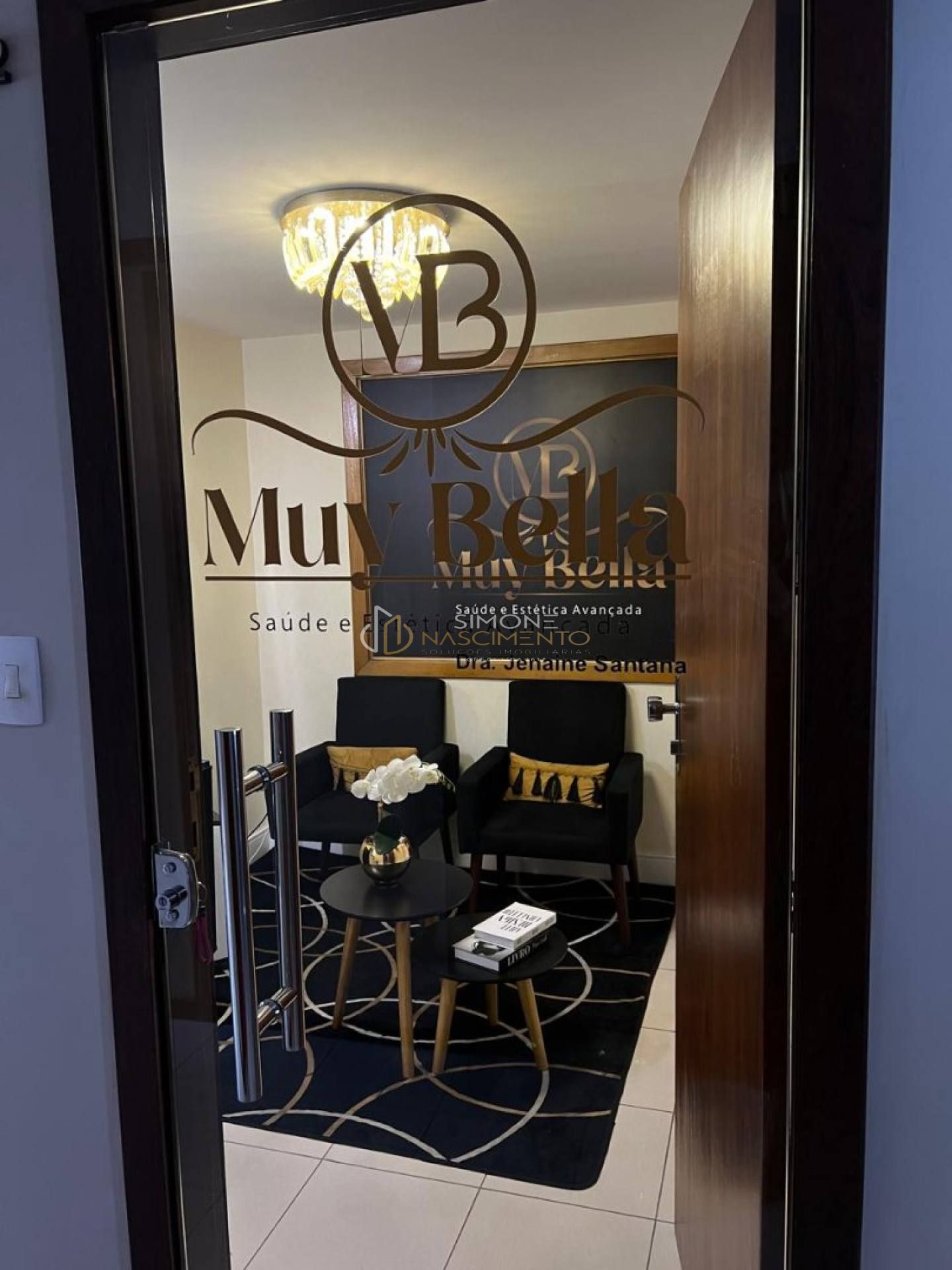 Sala Comercial Para Alugar no bairro Caminho das árvores em Salvador